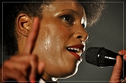 23542 Sandra Nkake 12-05-2012 (Zz) (p)